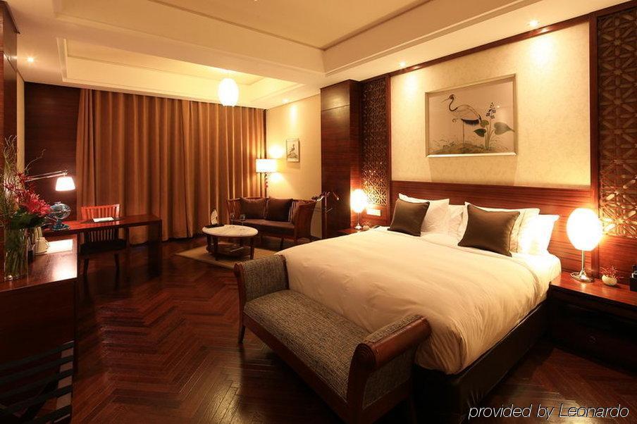 Fondney Hotel Shanghai Necc Hongqiao Airport T2 Exterior foto