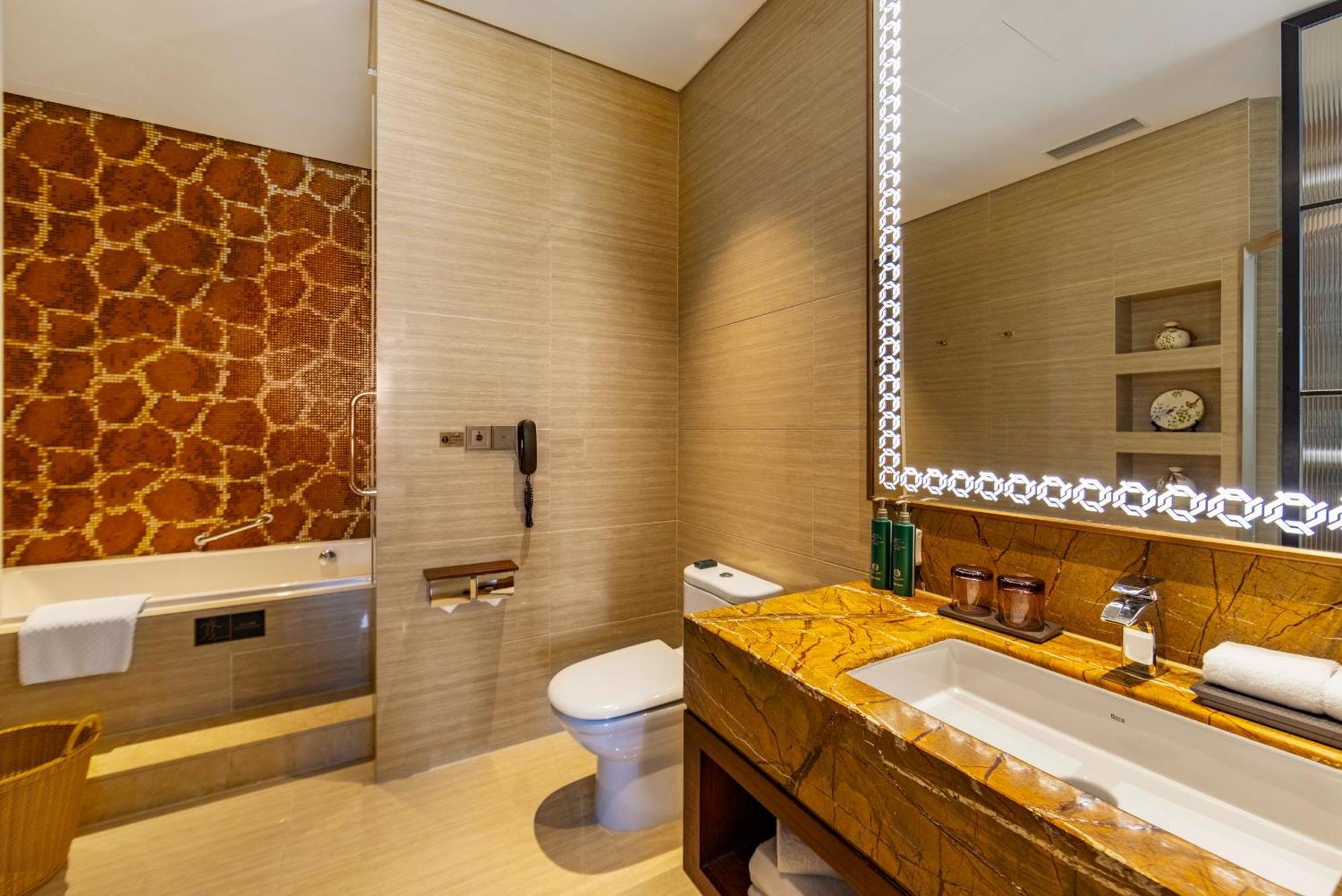 Fondney Hotel Shanghai Necc Hongqiao Airport T2 Exterior foto